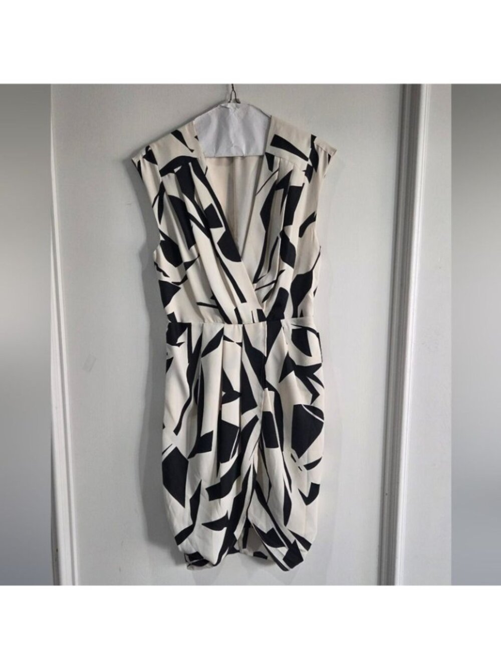 Express Black And White Dress Size Small NWT - Picture 2 of 5